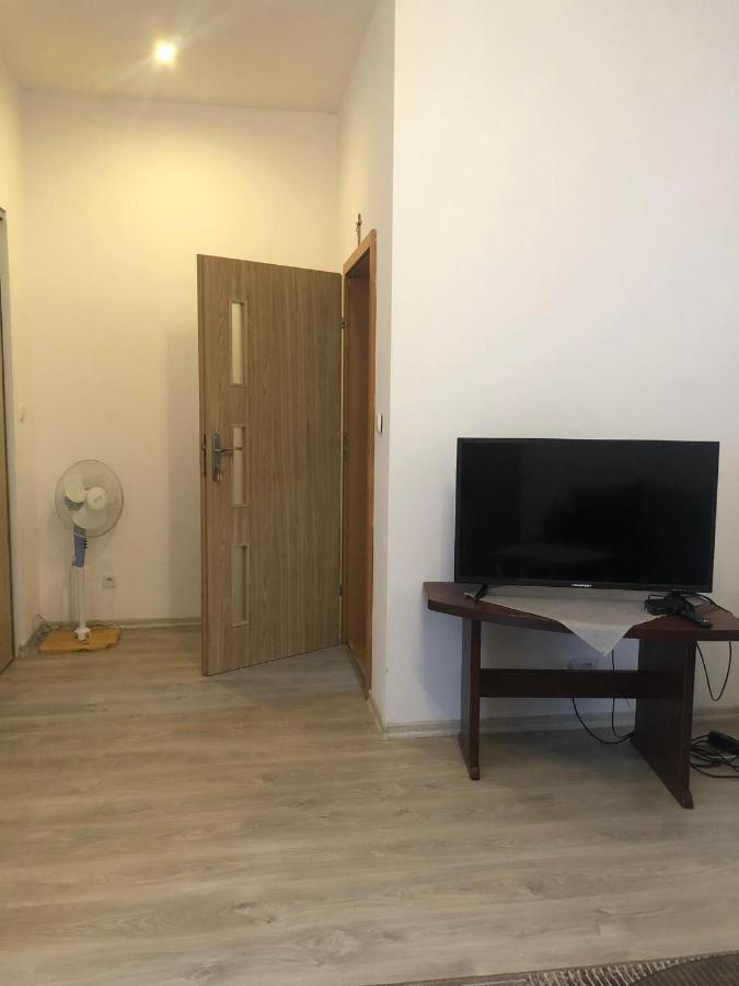 Apartament Nad Jeziorem Ryn Ryn  Bagian luar foto